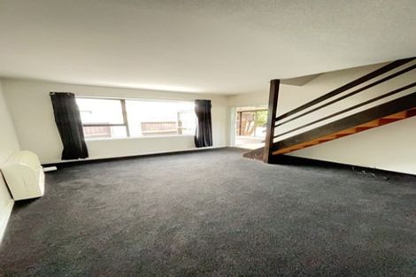 Photo of property in 10 Oakhurst Place, Russley, Christchurch, 8042