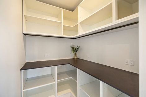 Photo of property in 6 Florence Close, Queenstown Hill, Queenstown, 9300