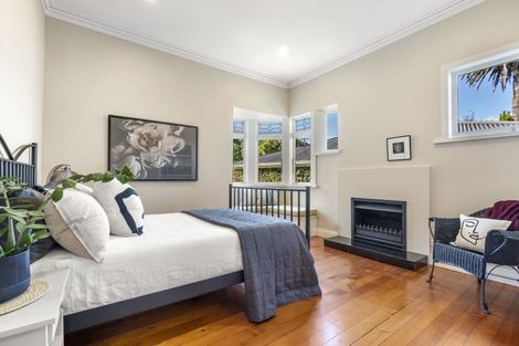 Photo of property in 26 Jubilee Avenue, Devonport, Auckland, 0624