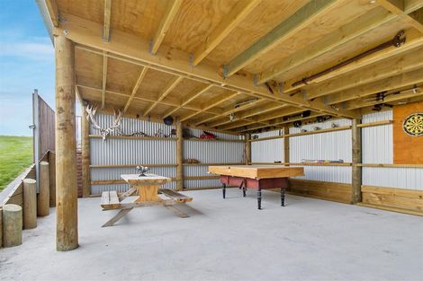 Photo of property in 308 Timaru Road, Waimate, 7978