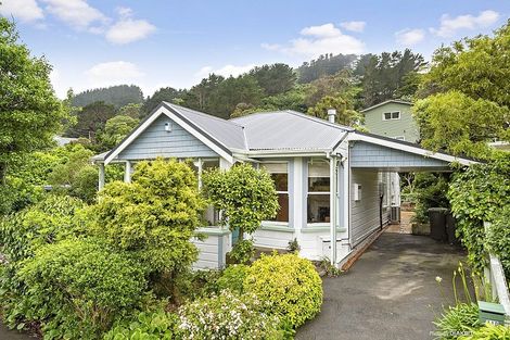 Photo of property in 110 Parkvale Road, Karori, Wellington, 6012