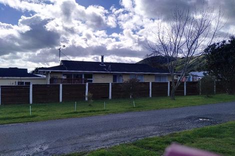Photo of property in 10a Buckley Grove, Paraparaumu, 5032