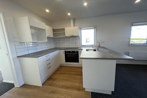 Photo of property in 16c/71 Spencer Road, Oteha, Auckland, 0632