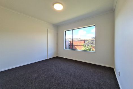 Photo of property in 33 Sandwick Drive, Weymouth, Auckland, 2103