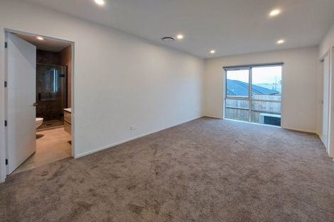 Photo of property in 66 Taikura Avenue, Red Beach, 0932