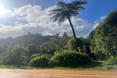 Photo of property in 138 Miromiro Road, Normandale, Lower Hutt, 5010