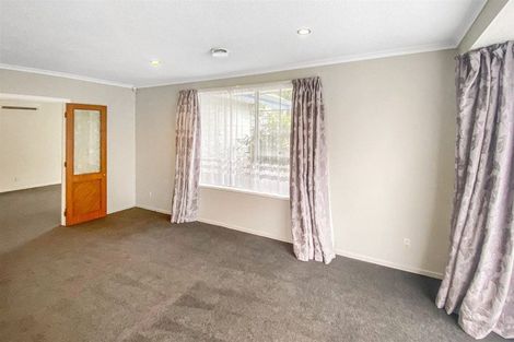 Photo of property in 68 Karnak Crescent, Russley, Christchurch, 8042