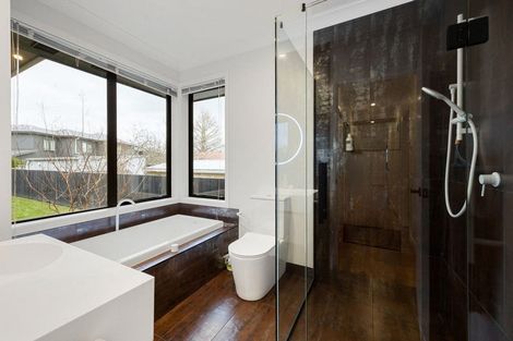 Photo of property in 143 Beerescourt Road, Beerescourt, Hamilton, 3200