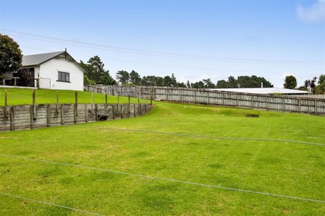 Photo of property in 1312 Devon Road, Brixton, Waitara, 4382