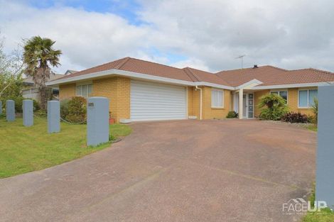 Photo of property in 107 Marina View Drive, West Harbour, Auckland, 0618
