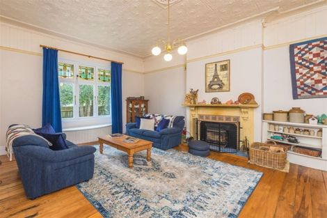 Photo of property in 37 Peakes Road, Saint Johns Hill, Whanganui, 4501