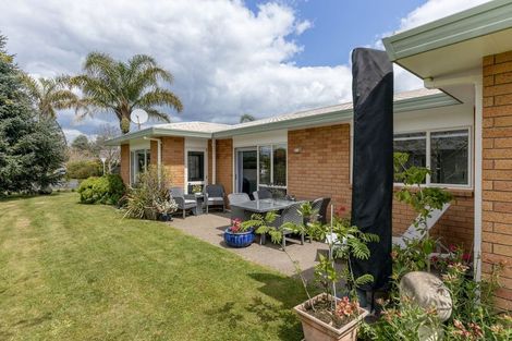Photo of property in 5 Links View Drive, Omokoroa, 3114