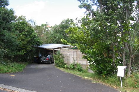 Photo of property in 10 Pullum Street, Birkenhead, Auckland, 0626