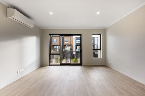 Photo of property in 13 Patrol Lane, Hobsonville, Auckland, 0616