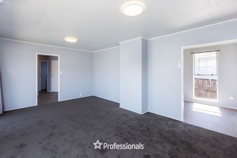 Photo of property in 23 Blueberry Grove, Timberlea, Upper Hutt, 5018