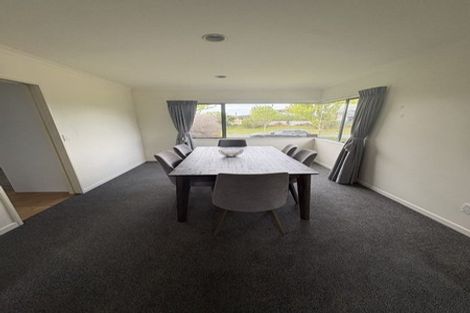 Photo of property in 13 Woodlands Drive, Havelock North, 4130