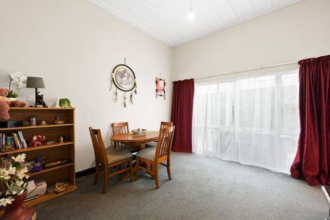 Photo of property in 41 Wordsworth Street, Leamington, Cambridge, 3432