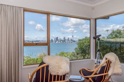 Photo of property in 5 Norwood Road, Bayswater, Auckland, 0622