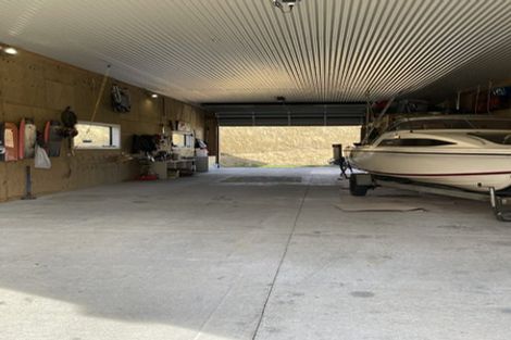 Photo of property in 211 Mcarthur Road, Springvale, Alexandra, 9391