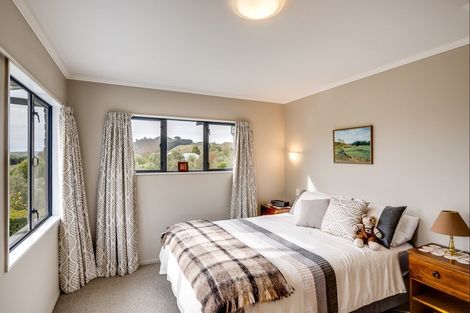 Photo of property in 82 Matangi Road, Tuki Tuki, Havelock North, 4294