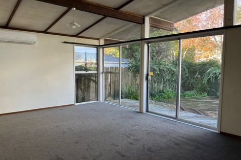 Photo of property in 27 Gladys Avenue, Glenfield, Auckland, 0629