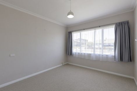 Photo of property in 25 Waimea Street, Westown, New Plymouth, 4310