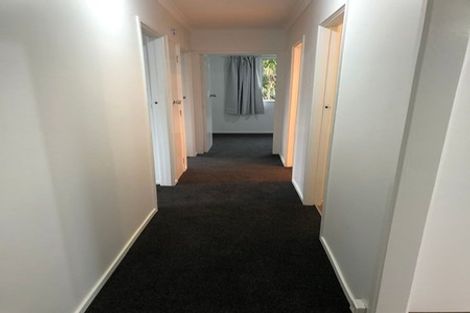 Photo of property in 42 Pisces Road, Glen Eden, Auckland, 0602