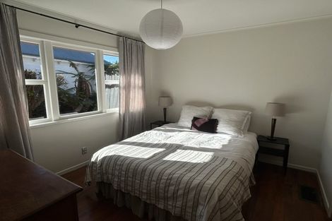 Photo of property in 2/65 Church Street, Devonport, Auckland, 0624