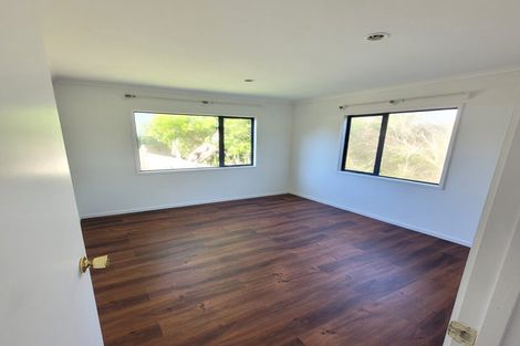 Photo of property in 81 Oreil Avenue, West Harbour, Auckland, 0618