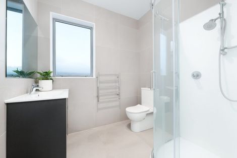 Photo of property in 41 Sunshine Boulevard, Sunnyvale, Auckland, 0612