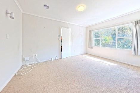 Photo of property in 8 Arthur Grove, Waikanae, 5036