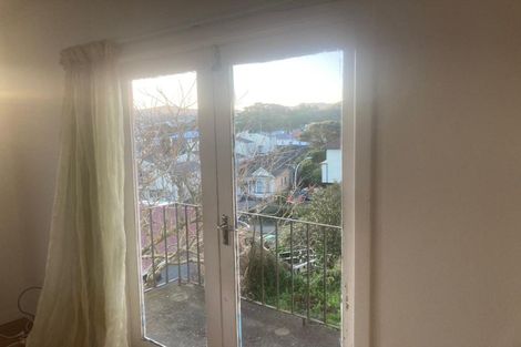 Photo of property in 130 Constable Street, Newtown, Wellington, 6021