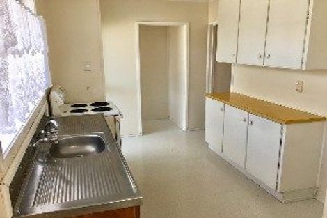 Photo of property in 390 Bucklands Beach Road, Bucklands Beach, Auckland, 2012