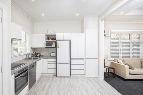 Photo of property in 23 Fitzroy Street, Caversham, Dunedin, 9012