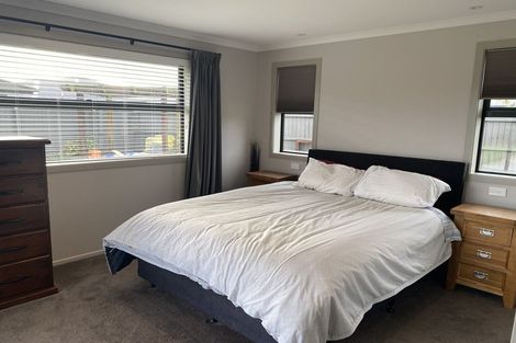 Photo of property in 11 Crampton Close, Kaiapoi, 7630