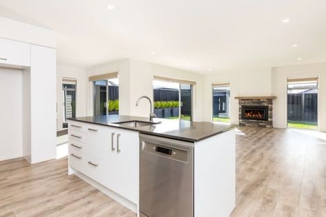 Photo of property in 33 Marabou Crescent, Nukuhau, Taupo, 3330