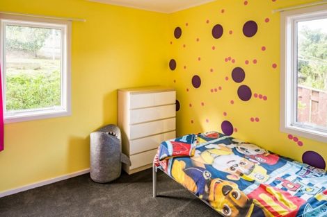 Photo of property in 11 Penryn Drive, Camborne, Porirua, 5026