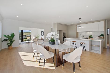 Photo of property in 16 Awa Avenue, Helensville, 0800