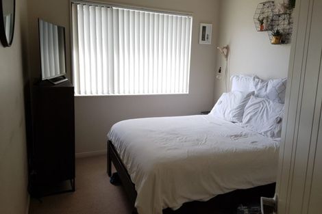 Photo of property in 38 Oakway Drive, Schnapper Rock, Auckland, 0632