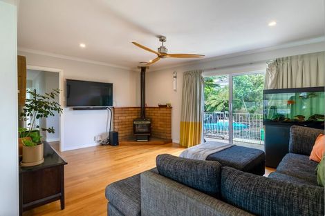Photo of property in 12 Shetland Street, Glen Eden, Auckland, 0602