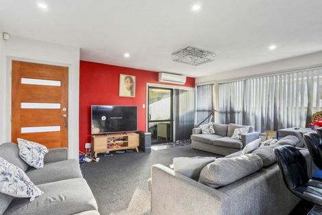 Photo of property in 35 Mcdivitt Street, Manurewa, Auckland, 2102