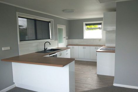 Photo of property in 2/1 Charles Street, Westshore, Napier, 4110