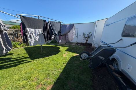 Photo of property in 14 Jellicoe Avenue, Tuakau, 2121
