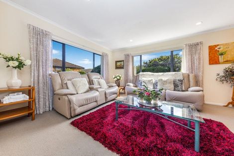 Photo of property in 39 Breaker Grove, Waiuku, 2123