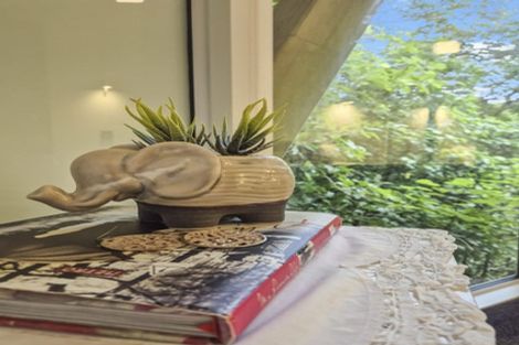 Photo of property in 64a Orangi Kaupapa Road, Northland, Wellington, 6012