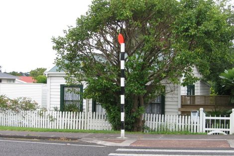 Photo of property in 1/59 Seaview Road, Glenfield, Auckland, 0629