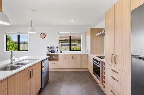 Photo of property in 125 Penetaka Heights, Pyes Pa, Tauranga, 3112