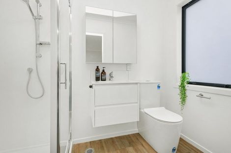 Photo of property in 10/17a Eastglen Road, Glen Eden, Auckland, 0602