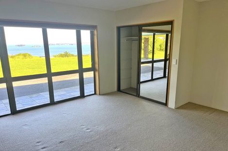 Photo of property in 1025 Takatu Road, Tawharanui Peninsula, Matakana, 0986