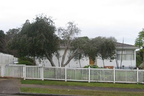 Photo of property in 7 Leatham Crescent, Opaheke, Papakura, 2113